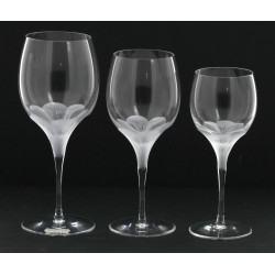 SEVRES - Partie de service de verres à p