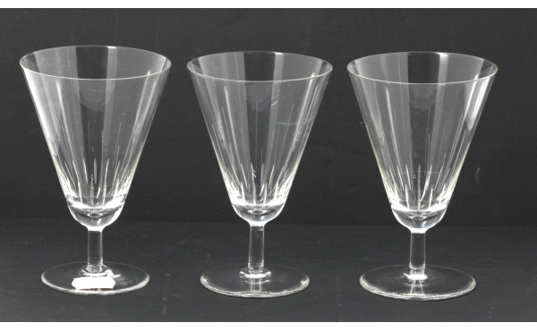 6 verres à pied en cristal forme tulipe,