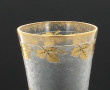 Vase fin XIXème en verre givré décor or 