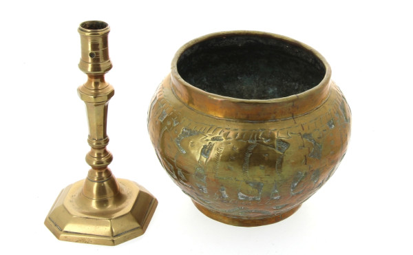 MAROC vers 1920 - Pot en laiton à décor 
