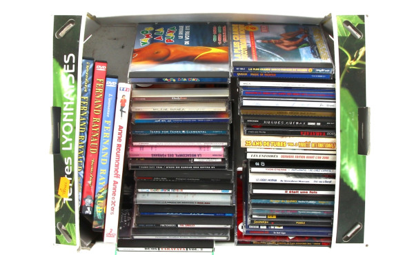 Lot de CD et DVD de variétés