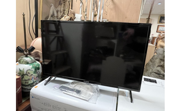 Ecran TV de marque TUCSON, H 48,5 x L 73