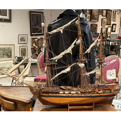 Maquette de trois mâts en bois L. 102 cm