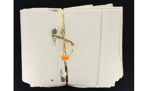 lot de deux draps anciens brodés dont un