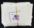 Drap ancien brodé de fleurs, neuf : on y