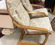Paire de fauteuils en bois cintré (accro