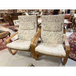 Paire de fauteuils en bois cintré (accro