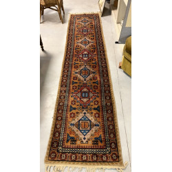 Tapis chemin en laine points noués dans 