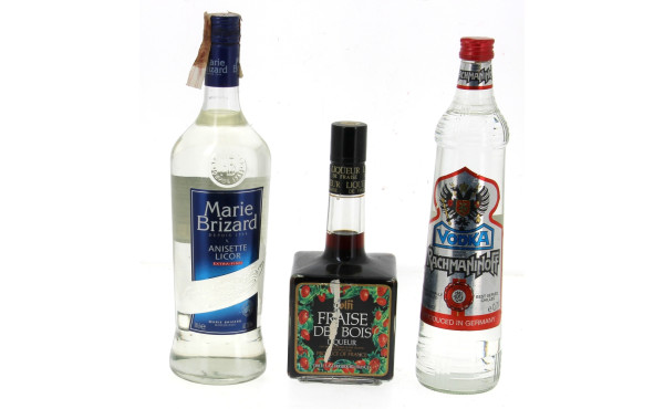 Lot de 3 bouteilles: - 1 B d'anisette M