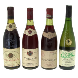 Lot de 4 bouteilles: - 1 B CLOS-VOUGEOT