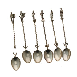 5 petites cuillères en argent, poinçon c