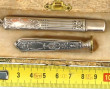 Porte-mine et cachet en métal argenté, 2