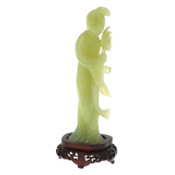 CHINE Xxème - Statuette en néphrite figu