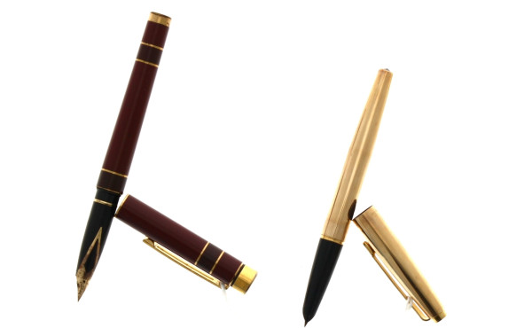 SHEAFFER - Stylo plume or 14 cts, métal 