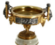 Tazza en bronze de style néo-classique, 