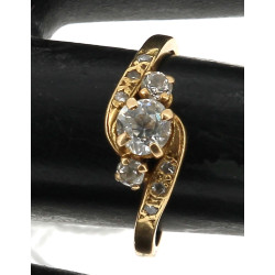 Bague en or jaune 18 carats, sertie de 3