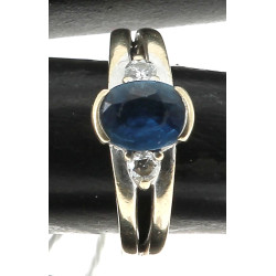 Bague jonc en or 18 carats, poinçon tête