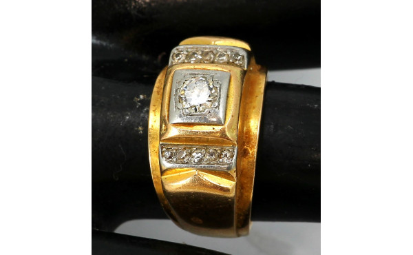 Bague Tank en or 18 carats, poinçon tête