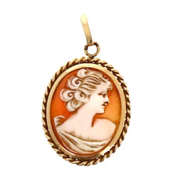 Pendentif camée monté or 18 carats, poin