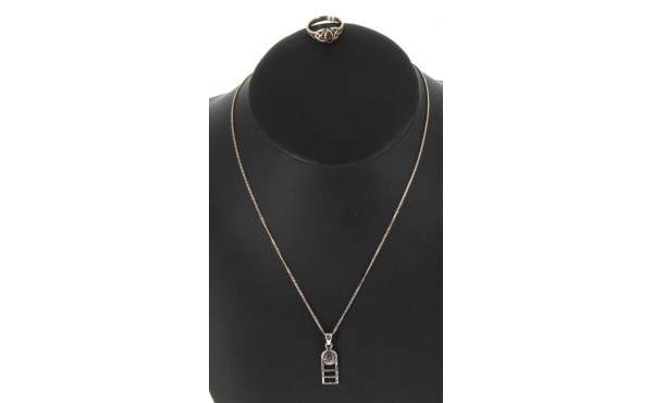 Lot de 3 bijoux en argent 925ème : bague