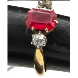 Bague ancienne en or jaune 18 carats, se