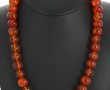 Collier en perles d'ambre, fermoir à vis