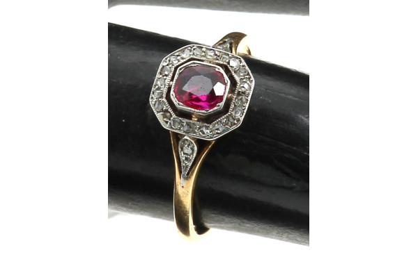 Bague ancienne en or jaune 18 carats, se