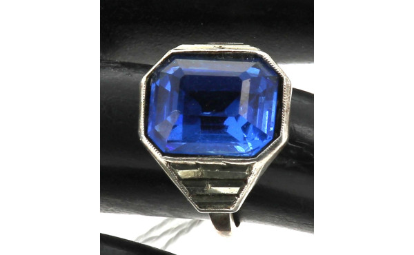 Bague ART DECO en argent et strass bleu,