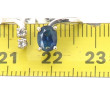 Bague en or gris 18 carats, poinçon tête