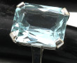 Bague en or 18 carats, poinçon tête d'ai