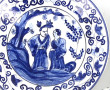 8 petites assiettes et 5 crémiers miniat