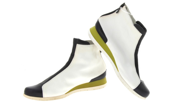 ARCHE - Paire de chaussures plates point