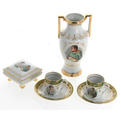 Thème NAPOLEON - Paire de tasses litrons