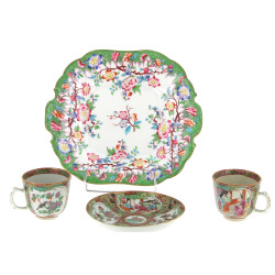 Petit plat à anses en porcelaine anglais