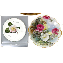 Plat en porcelaine blanche et or à décor