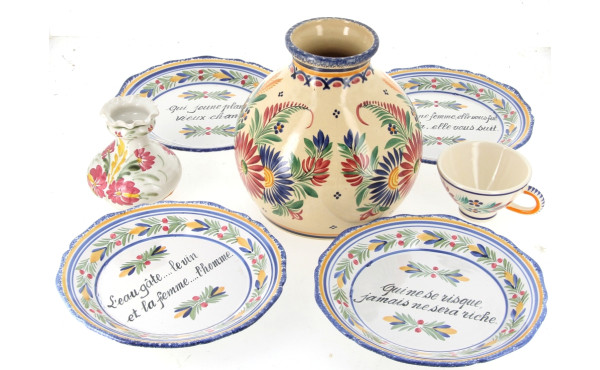 QUIMPER - Lot comprenant 4 assiettes lég
