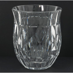 BACCARAT - Vase en cristal, signé, H 22,