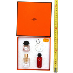 HERMES - Coffret de 4 miniatures parfum,