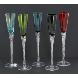 5 verres à liqueur en verre de couleur à