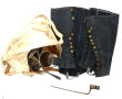 Lot militaria en carton dont 3 gourdes e