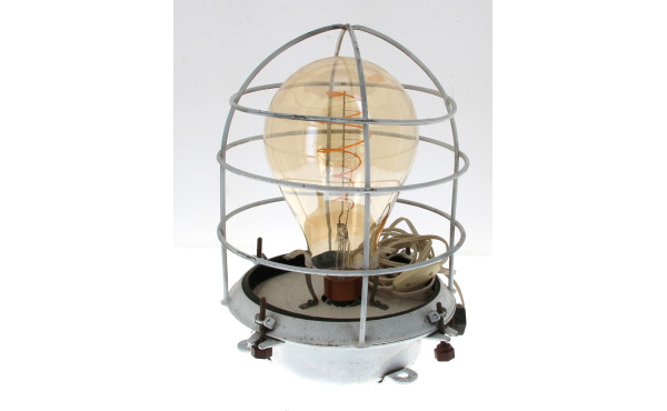 Lampe de marine en métal peint en blanc,