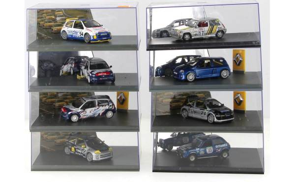 RENAULT - Lot de 8 voitures de course, e