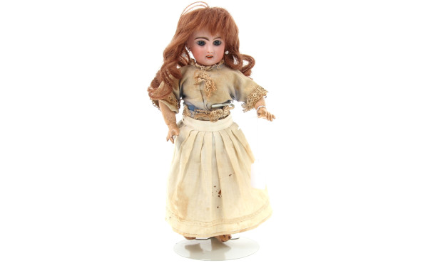 Poupée ancienne, tête en porcelaine marq