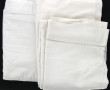 Lot comprenant un drap brodé, 2 draps à 