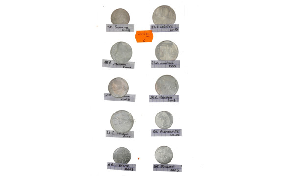 Série de 10 pièces en argent en euros: 4
