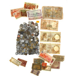 Monde - Important vrac de monnaie en mét