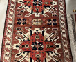 Tapis en laine points noués 184 x 116 cm
