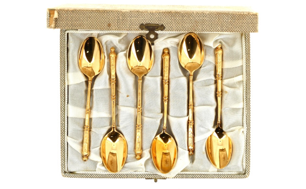 SFAM - 6 cuillères à moka en métal doré,