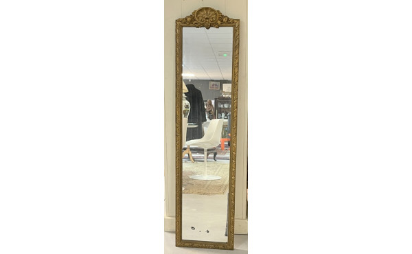 Haut miroir étroit en bois sculpté et do