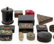 Lot de 14 boîtes de différentes matières